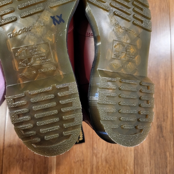 Dr. Martens x Needles Snaffle Chelsea Cherry Red Smooth Boots Size 11 Men's - Picture 10 of 11